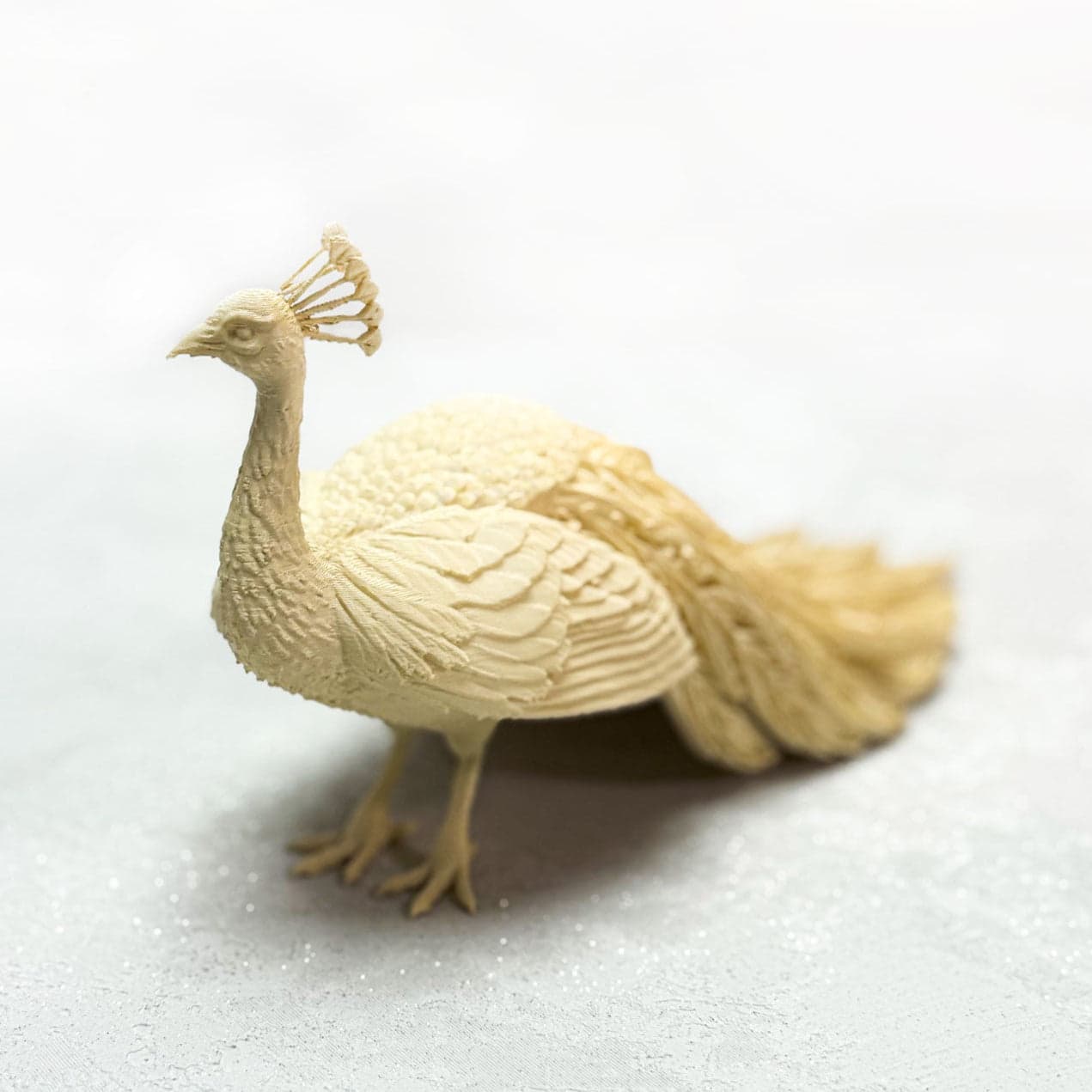 Pfau Beige, ezidisches Symbol aus dem 3D-Drucker
